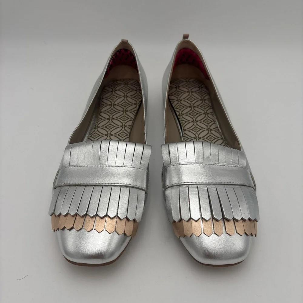Boden‎ Silver Scalloped Flats for Versatile Elegance